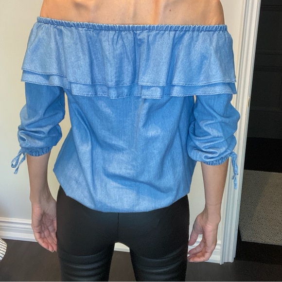 Michael Kors Demin off the shoulder Blouse - Sz S - Picture 6 of 10